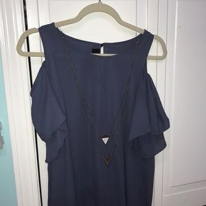 blue blouse with attachable necklace
